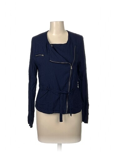 Stradivarius Blazer %70 İndirimli.