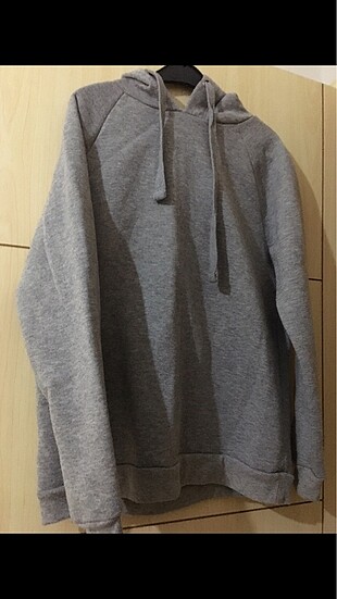 Gri Kapşonlu Sweatshirt