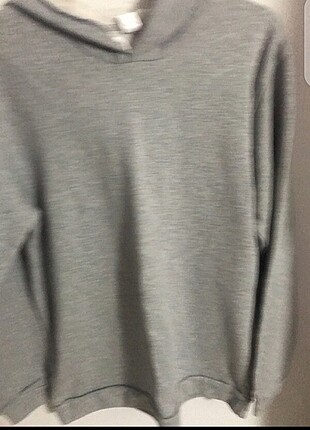 Zara Sweatshirt