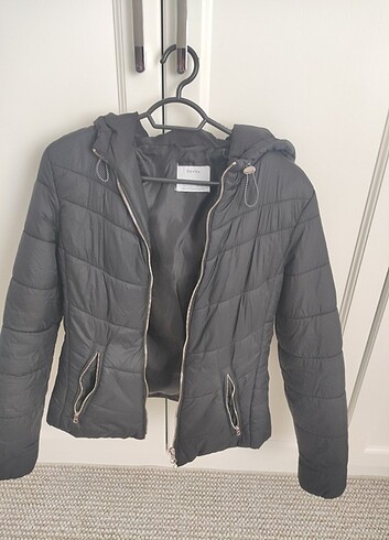 Bershka İhtiyacim olmadigi icin satiyorum