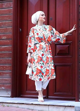 Desenli kimono