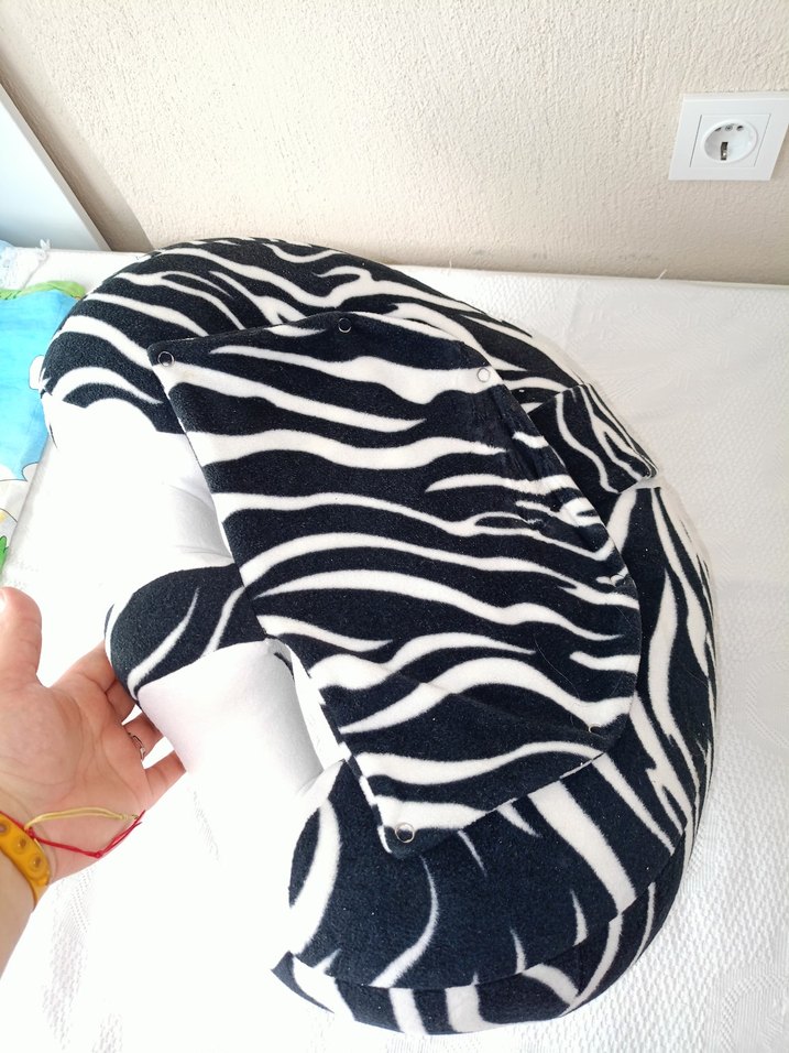 Zebra Desenli Emzirme ve Hamile Yastığı - Görsel 3