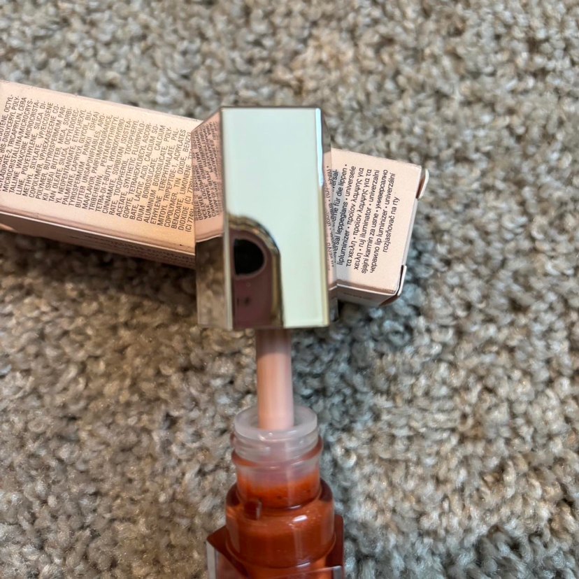 Fenty Beauty Gloss Bomb Parlatıcı 9ml - Görsel 3