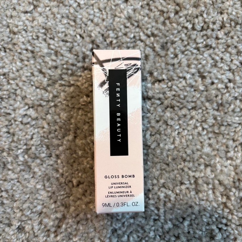 Fenty Beauty Gloss Bomb Parlatıcı 9ml - Görsel 2