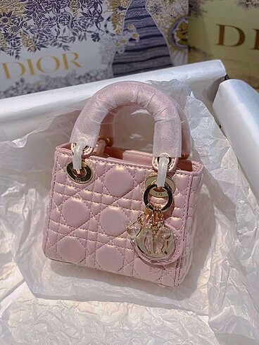 Dior çanta