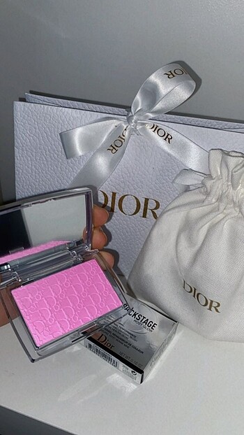 Dior allık