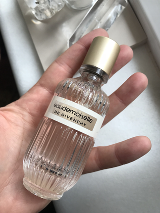 GIVENCHY EAU DEMOISELLE