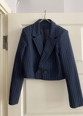 Düğmeli Lacivert Çizgili Kadın Blazer Ceket