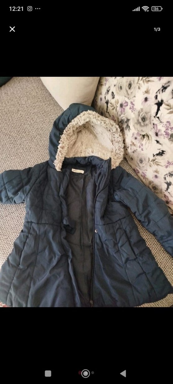 Kız Çocuk Gri Kapüşonlu Kürklü Mont - Görsel 2