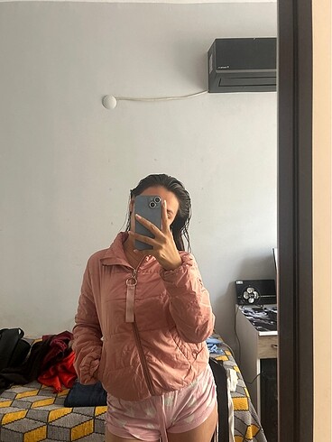 Toz pembe mevsimlik mont