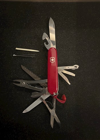 Victorinox VİCTORİNOX İSVİÇRE ÇAKISI