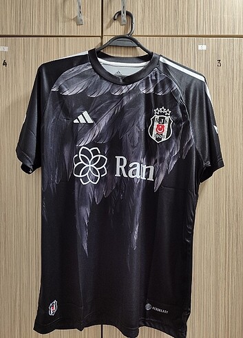 BEŞİKTAŞ ÇOCUK FORMA