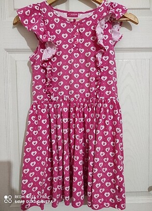 Pembe elbise