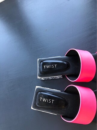39 Beden pembe Renk Twist Terlik