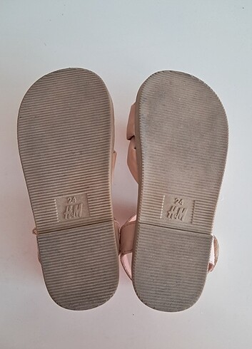 24 Beden ten rengi Renk H&M sandalet yepyeni