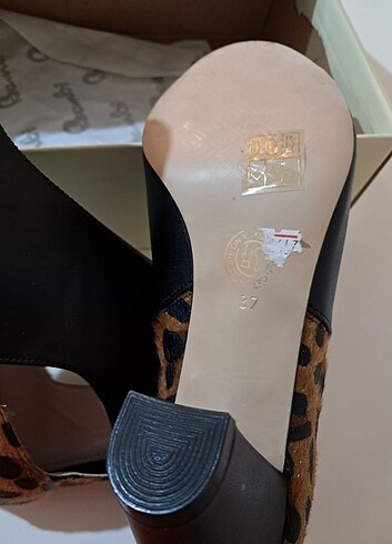 36,5 Beden Bambi yazlık etiketli ayakkabı