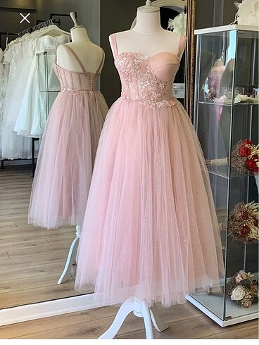 Lenta Moda simli pudra midi boy dantelli transparan abiye ve gec