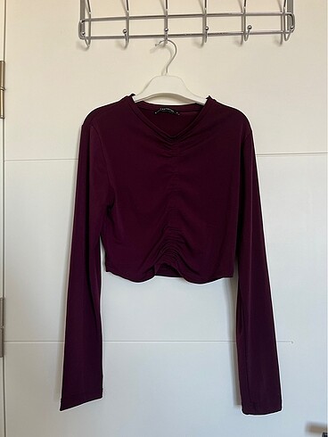 Trendyol & Milla Mürdüm büzgülü crop bluz