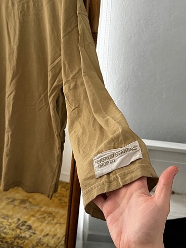 Zara Manuka sweatshirt