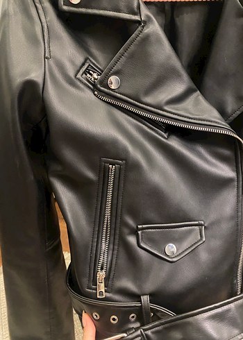 s Beden siyah Renk Zara Kadın Siyah Deri Biker Ceket