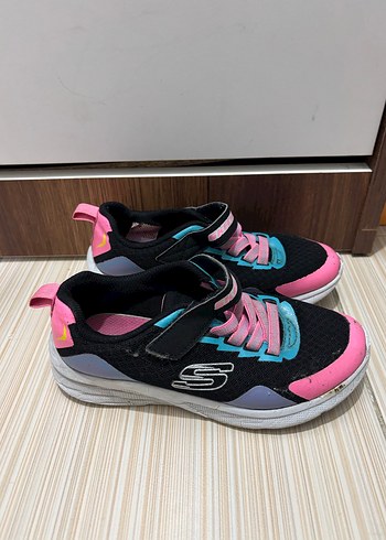 Kızlar için Renkli Bağcıklı Spor Ayakkabı - Görsel 2