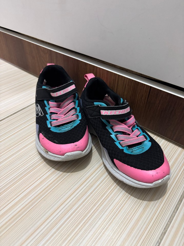 Kızlar için Renkli Bağcıklı Spor Ayakkabı - Görsel 3