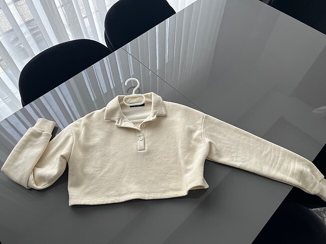 Crop Sweatshirt