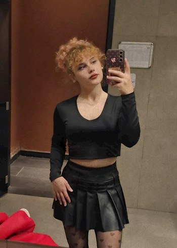xs Beden Bershka Siyah Deri Pilili Gotik Mini Etek
