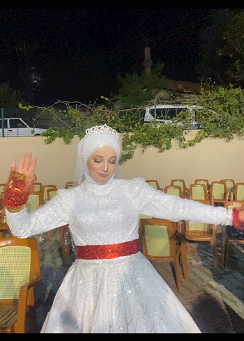 Uzun Beyaz Tesettür gelinlik prenses model