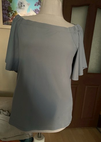 Gri Kayık Yaka Tişört - Görsel 2