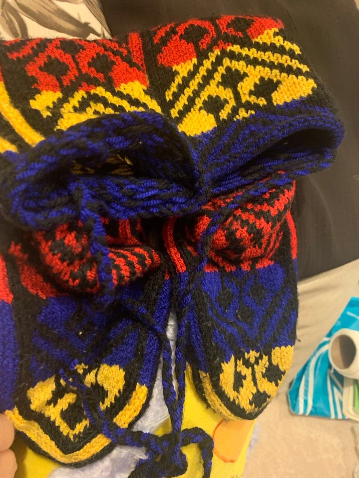 Soğuklar için çok renkli desenli çorap - Görsel 4