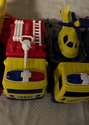  Beden Renkli Plastik Oyuncak Kamyon ve Helikopter Seti