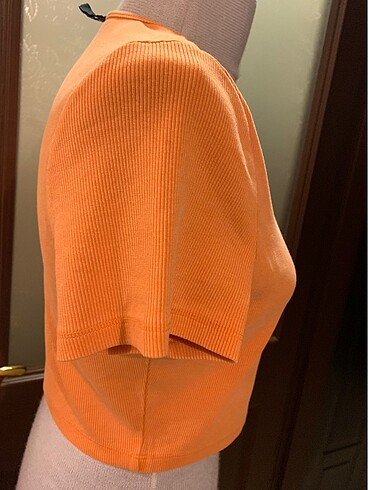 m Beden turuncu Renk H&M crop tişört