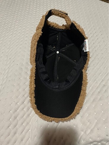 Beden camel Renk Kıvırcık peluş kep