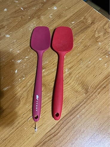 Tupperware Kum hamurundan yapılmış spatula