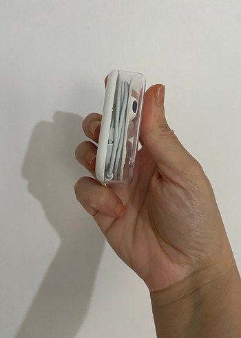 Beyaz Kulak İçi Kulaklık - Görsel 2