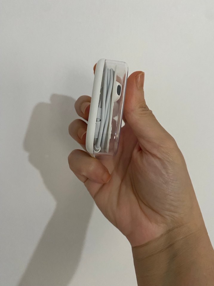 Beyaz Kulak İçi Kulaklık - Görsel 2