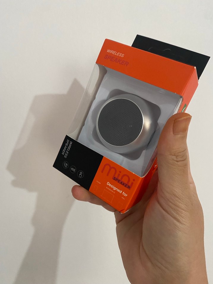 Kompakt Siyah Kablosuz Bluetooth Hoparlör - Görsel 2