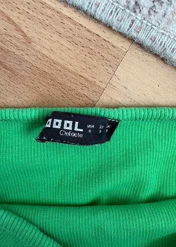 Defacto Canli Yesil Fitilli Triko Ust
