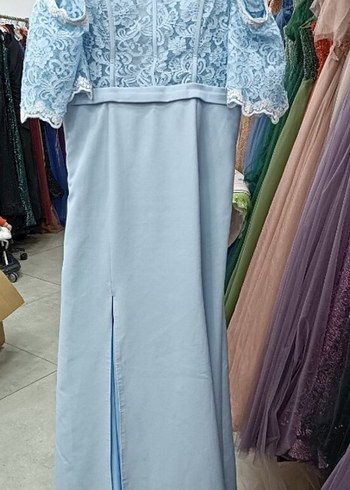 Mavi Uzun Straplez Nakışlı Abiye Elbise