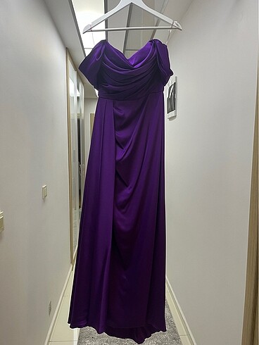 s Beden mor Renk NS SPOSA ALFABETA MOR SATEN ABİYE ELBİSE 1 BEDEN