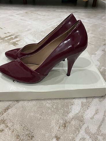Diğer Bordo stiletto