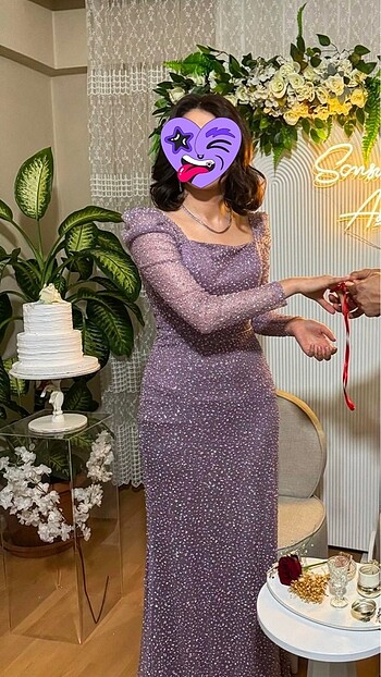 Parıltılı payetli söz elbisesi
