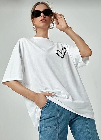 Zara Beyaz kalp baskılı tişört 