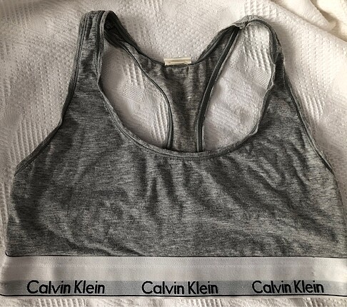Calvin Klein Büstiyer