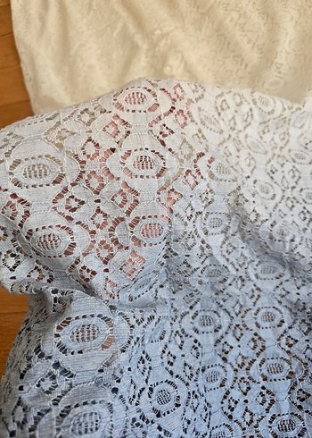 36 Beden beyaz Renk Dantel Detaylı Beyaz-Gri Uzun Elbise