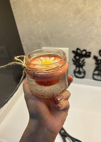Beden Turuncu Renkli Çiçek Detaylı Mum Kavanozu
