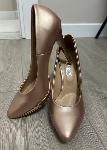 38 Beden pembe Renk Bej Deri Stiletto Topuklu Kadın Ayakkabı