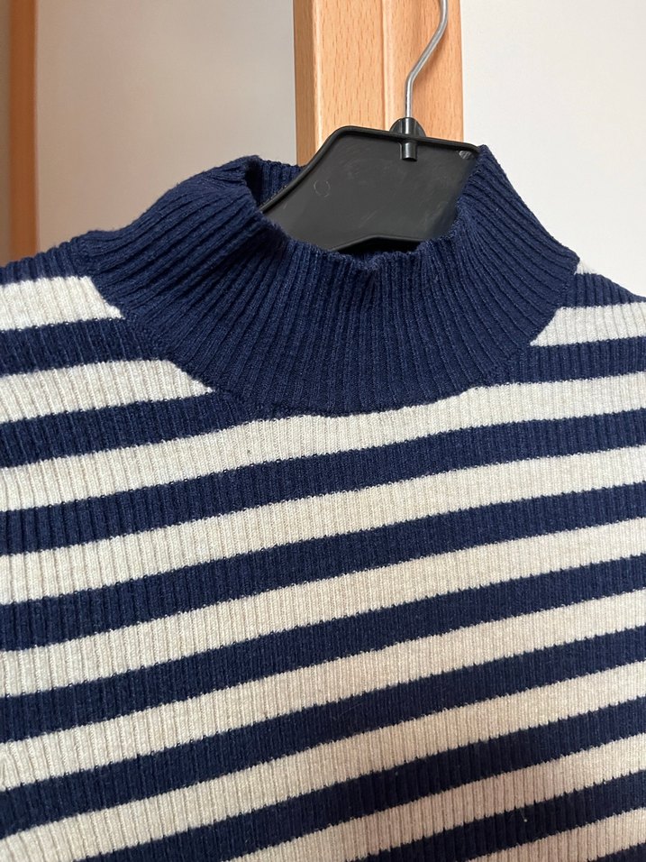 Lacivert Bej Çizgili Boğazlı Triko Kazak - Görsel 2