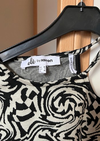 Uzun Kollu Siyah Desenli Mini Bluz - Görsel 2